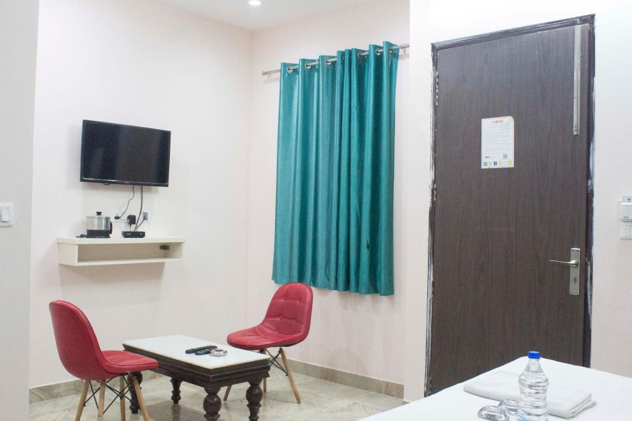 Jsb Hotel Faridabad Exterior photo
