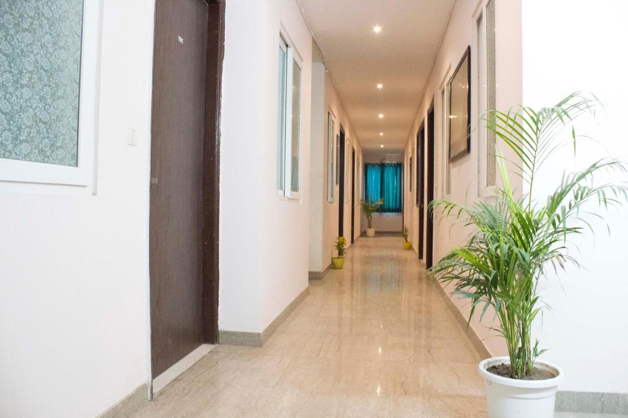 Jsb Hotel Faridabad Exterior photo