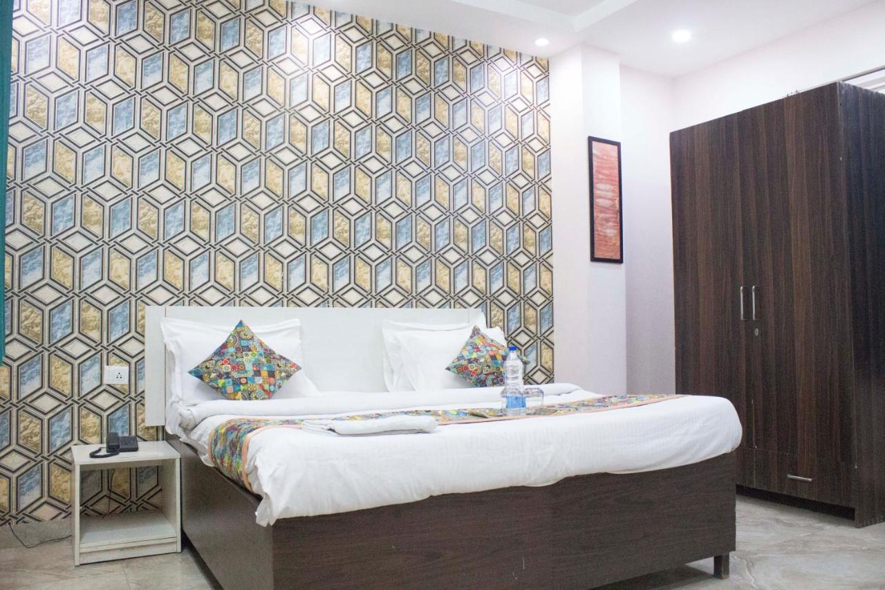 Jsb Hotel Faridabad Exterior photo